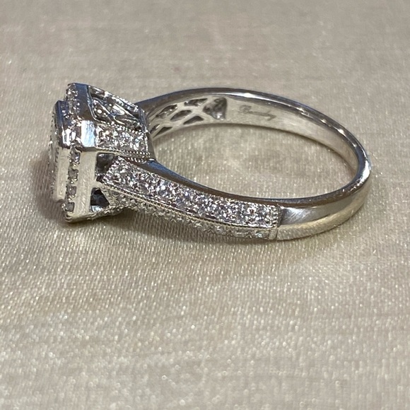 Michael Beaudry 1 CTTW Princess Cut Invisible Ring - Picture 6 of 8